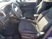 ✅ 2017 Jeep Renegade Latitude • VIN: ZACCJABB7HPG47158 • Лот: 87092115. Опубликован ранее на Copart с пробегом 111 612 миль. Бесплатный доступ к архиву аукционных продаж из США и подробный отчёт об истории автомобиля на DreamBid. Изображение 7.