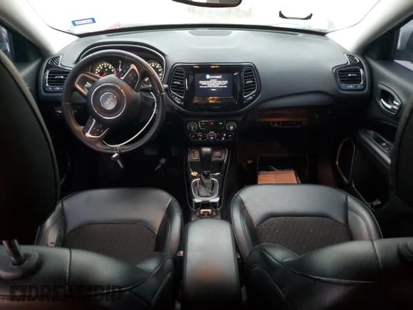 ✅ 2021 Jeep Compass Altitude • VIN: 3C4NJCBB0MT560404 • Lot: 86288595. Listed on Copart with 163,344 mi. Free auction sales archive from the USA and detailed vehicle history report at DreamBid. Image 8.