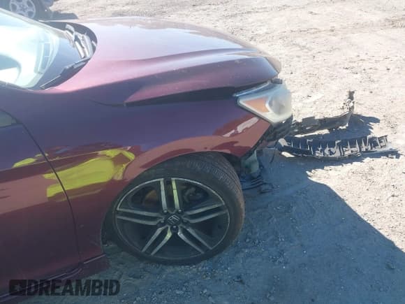 ✅ 2016 Honda Accord Sport • VIN: 1HGCR2F52GA040880 • Lot: 43457933. Wystawiony na IAAI z przebiegiem 182 712 mil. Bezpłatny archiwum sprzedaży aukcyjnych z USA i szczegółowy raport historii pojazdu na DreamBid. Zdjęcie 19.