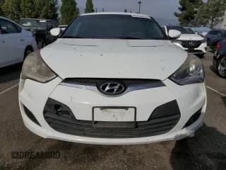 ✅ 2013 Hyundai Veloster w/Gray Int • VIN: KMHTC6AD4DU139521 • Lot: 83254954. Wystawiony na Copart z przebiegiem 172 195 mil. Bezpłatny archiwum sprzedaży aukcyjnych z USA i szczegółowy raport historii pojazdu na DreamBid. Zdjęcie 5.
