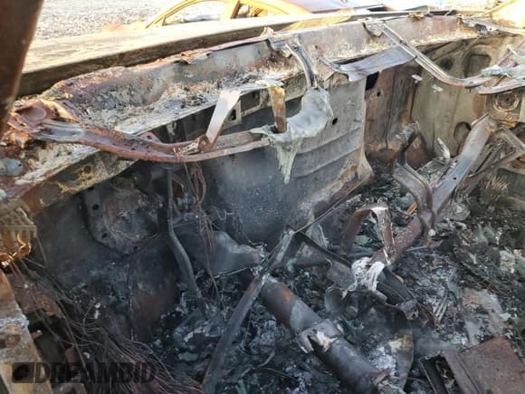 ✅ 2002 Chevrolet Silverado 2500HD LS • VIN: 1GCHK23122F167117 • Lot: 77560684. Listed on Copart with Not provided. Free auction sales archive from the USA and detailed vehicle history report at DreamBid. Image 9.