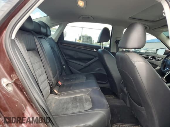 ✅ 2014 Volkswagen Passat SEL Premium • VIN: 1VWCN7A35EC063260 • Lot: 69214775. Listed on Copart with 153,519 mi. Free auction sales archive from the USA and detailed vehicle history report at DreamBid. Image 10.