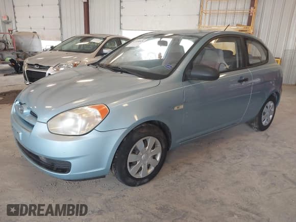 ✅ 2007 Hyundai Accent GS • VIN: KMHCM36C47U006368 • Лот: 42598828. Опубликован ранее на IAAI с пробегом 121 250 миль. Бесплатный доступ к архиву аукционных продаж из США и подробный отчёт об истории автомобиля на DreamBid. Изображение 2.