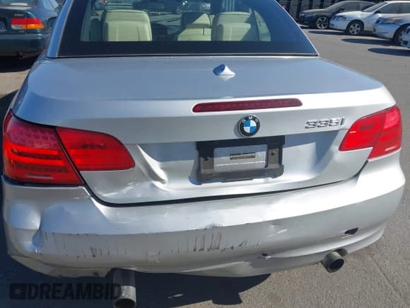✅ 2011 BMW 3 Series 335i • VIN: WBADX7C50BE742771 • Lot: 43460851. Wystawiony na IAAI z przebiegiem 51 830 mil. Bezpłatny archiwum sprzedaży aukcyjnych z USA i szczegółowy raport historii pojazdu na DreamBid. Zdjęcie 6.