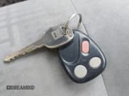 ✅ 2006 Chevrolet Equinox LS • VIN: 2CNDL13F166031428 • Лот: 41614986. Опубликован ранее на IAAI с пробегом 188 971 миль. Бесплатный доступ к архиву аукционных продаж из США и подробный отчёт об истории автомобиля на DreamBid. Изображение 11.