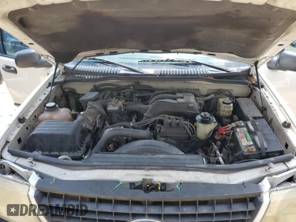 ✅ 2005 Ford Explorer XLS • VIN: 1FMZU62K65UB20376 • Lot: 63656195. Listed on Copart with 170,219 mi. Free auction sales archive from the USA and detailed vehicle history report at DreamBid. Image 12.