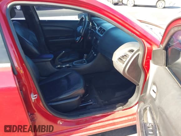 ✅ 2013 Dodge Avenger SXT • VIN: 1C3CDZCG9DN585401 • Лот: 41349531. Опубликован ранее на IAAI с пробегом 144 069 миль. Бесплатный доступ к архиву аукционных продаж из США и подробный отчёт об истории автомобиля на DreamBid. Изображение 5.