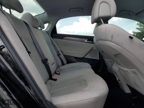 2017 Hyundai Sonata Limited с VIN 5NPE34AF3HH552842, выставлен на аукционе Copart как лот 81671135 с пробегом 93 241 миль миль и Списание • Salvage title. История ставок и продаж доступна на DreamBid. Изображение 10.