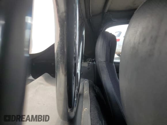 ✅ 1994 Mazda MX-5 Miata • VIN: JM1NA353XR0513020 • Лот: 67516955. Опубликован ранее на Copart с пробегом 86 780 миль. Бесплатный доступ к архиву аукционных продаж из США и подробный отчёт об истории автомобиля на DreamBid. Изображение 10.