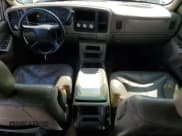 ✅ 2002 GMC Sierra 1500HD SLE • VIN: 1GTGK13U22F213058 • Lot: 67418174. Wystawiony na Copart z przebiegiem 178 940 mil. Bezpłatny archiwum sprzedaży aukcyjnych z USA i szczegółowy raport historii pojazdu na DreamBid. Zdjęcie 8.