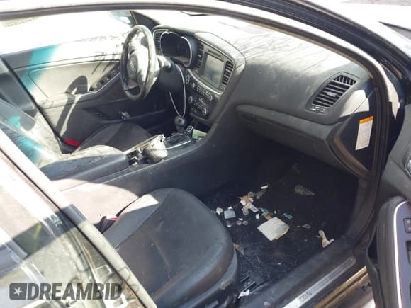 ✅ 2015 Kia Optima EX • VIN: KNAGN4AD3F5080069 • Lot: 43703883. Wystawiony na IAAI z przebiegiem 184 904 mil. Bezpłatny archiwum sprzedaży aukcyjnych z USA i szczegółowy raport historii pojazdu na DreamBid. Zdjęcie 5.