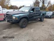 ✅ 2002 Dodge Dakota SLT • VIN: 1B7HG48N52S618315 • Lot: 43694179. Wystawiony na IAAI z przebiegiem 173 134 mil. Bezpłatny archiwum sprzedaży aukcyjnych z USA i szczegółowy raport historii pojazdu na DreamBid. Zdjęcie 2.