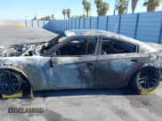 ✅ 2022 Dodge Charger Scat Pack Widebody • VIN: 2C3CDXGJ2NH213063 • Lot: 42518440. Wystawiony na IAAI z przebiegiem Nie podano. Bezpłatny archiwum sprzedaży aukcyjnych z USA i szczegółowy raport historii pojazdu na DreamBid. Zdjęcie 6.