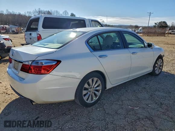 ✅ 2013 Honda Accord EX-L • VIN: 1HGCR2F80DA185759 • Лот: 93820625. Опубликован ранее на Copart с пробегом 163 386 миль. Бесплатный доступ к архиву аукционных продаж из США и подробный отчёт об истории автомобиля на DreamBid. Изображение 3.