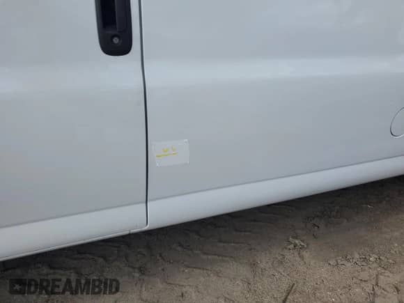 2018 Chevrolet Express Passenger LT с VIN 1GAZGPFG7J1332036, выставлен на аукционе Copart как лот 84705964 с пробегом 45 900 миль миль и Списание • Salvage title. История ставок и продаж доступна на DreamBid. Изображение 13.