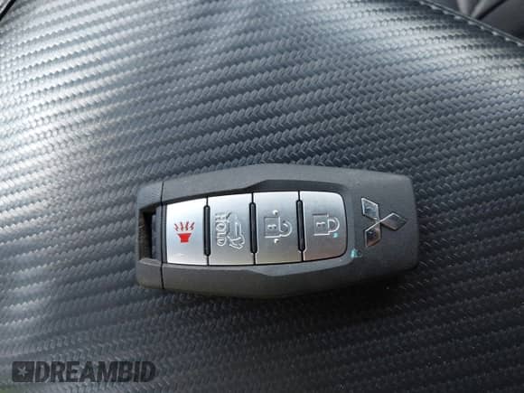 2023 Mitsubishi Outlander SEL z VIN JA4J3VA84PZ021608, wystawiony jako IAAI lot #43251123 z przebiegiem 147 636 mil mil oraz . Historia ofert i sprzedaży dostępna na DreamBid. Obrazek 11.