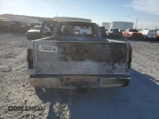 2005 Dodge 3500 SLT z VIN 3D7MR48C55G819222, wystawiony jako Copart lot #75863914 z przebiegiem Nie podano mil oraz Nie do naprawy • Non repairable. Historia ofert i sprzedaży dostępna na DreamBid. Obrazek 6.