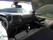 2022 Chevrolet Silverado 3500HD Work Truck z VIN 1GC4YSE79NF196522, wystawiony jako Copart lot #85439074 z przebiegiem Nie podano mil oraz Szkoda całkowita • Salvage title. Historia ofert i sprzedaży dostępna na DreamBid. Obrazek 8.