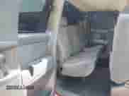 2006 Chevrolet Silverado 1500 LT2 z VIN 1GCEC19Z26Z205389, wystawiony jako IAAI lot #43354030 z przebiegiem 191 974 mil mil oraz . Historia ofert i sprzedaży dostępna na DreamBid. Obrazek 8.