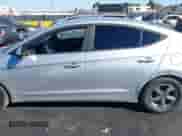 2018 Hyundai Elantra Eco z VIN 5NPD94LA1JH391943, wystawiony jako IAAI lot #43562676 z przebiegiem 104 049 mil mil oraz . Historia ofert i sprzedaży dostępna na DreamBid. Obrazek 14.