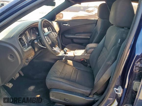 ✅ 2013 Dodge Charger SE • VIN: 2C3CDXBG0DH579842 • Lot: 90700405. Wystawiony na Copart z przebiegiem 180 884 mil. Bezpłatny archiwum sprzedaży aukcyjnych z USA i szczegółowy raport historii pojazdu na DreamBid. Zdjęcie 7.