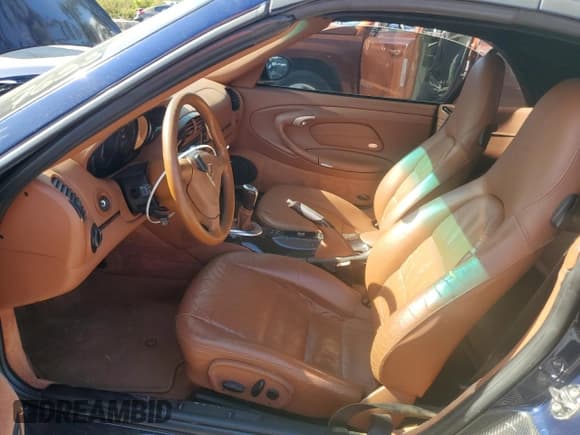 ✅ 2005 Porsche 911 Carrera • VIN: WP0CA29945S650078 • Lot: 76583414. Listed on Copart with 92,356 mi. Free auction sales archive from the USA and detailed vehicle history report at DreamBid. Image 7.