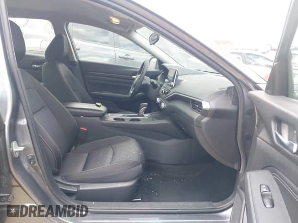 ✅ 2020 Nissan Altima S • VIN: 1N4BL4BV9LC196920 • Lot: 43648301. Listed on IAAI with 110,185 mi. Free auction sales archive from the USA and detailed vehicle history report at DreamBid. Image 5.