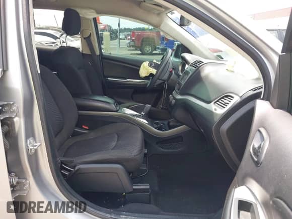 2018 Dodge Journey SE с VIN 3C4PDCAB9JT444843, выставлен на аукционе IAAI как лот 42473807 с пробегом 146 996 миль миль и . История ставок и продаж доступна на DreamBid. Изображение 5.