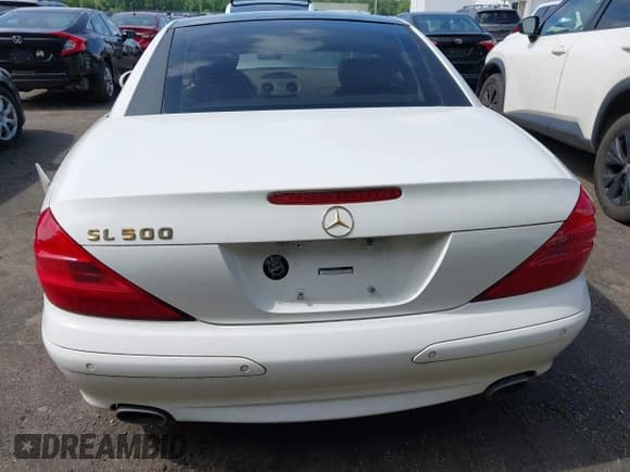 ✅ 2003 Mercedes-Benz SL 500 • VIN: WDBSK75F73F045221 • Lot: 42250517. Listed on IAAI with 103,803 mi. Free auction sales archive from the USA and detailed vehicle history report at DreamBid. Image 16.