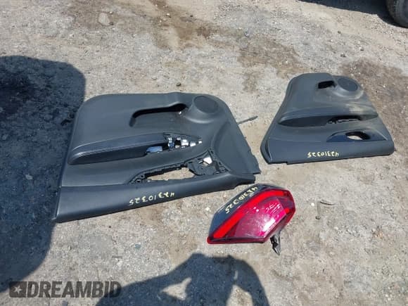 ✅ 2017 Nissan Rogue SL • VIN: 5N1AT2MT0HC748412 • Лот: 42310325. Опубликован ранее на IAAI с пробегом 94 514 миль. Бесплатный доступ к архиву аукционных продаж из США и подробный отчёт об истории автомобиля на DreamBid. Изображение 12.