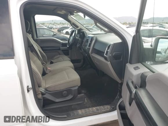 ✅ 2015 Ford F-150 XLT • VIN: 1FTEW1C83FKD17814 • Lot: 43538814. Listed on IAAI with 254,591 mi. Free auction sales archive from the USA and detailed vehicle history report at DreamBid. Image 5.