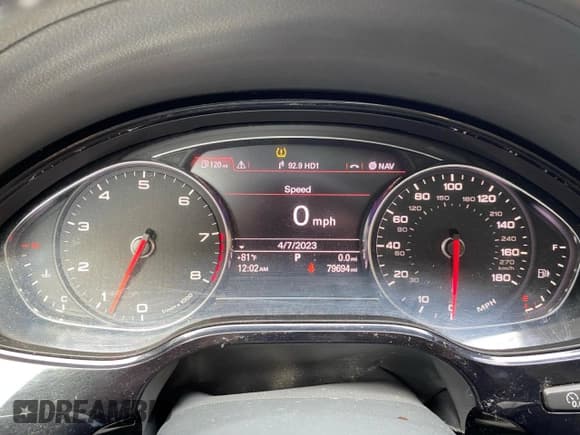 ✅ 2011 Audi A8 • VIN: WAURVAFD7BN018734 • Lot: 91596615. Wystawiony na Copart z przebiegiem 79 694 mil. Bezpłatny archiwum sprzedaży aukcyjnych z USA i szczegółowy raport historii pojazdu na DreamBid. Zdjęcie 8.