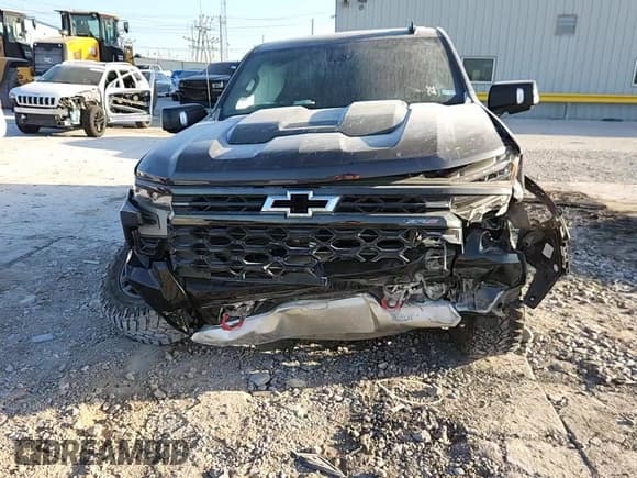 ✅ 2022 Chevrolet Silverado 1500 ZR2 • VIN: 3GCUDHEL9NG587499 • Лот: 66149295. Опубликован ранее на Copart с пробегом 54 097 миль. Бесплатный доступ к архиву аукционных продаж из США и подробный отчёт об истории автомобиля на DreamBid. Изображение 13.