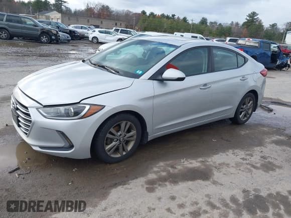✅ 2018 Hyundai Elantra SEL • VIN: 5NPD84LF0JH367339 • Lot: 43669981. Listed on IAAI with 213,480 mi. Free auction sales archive from the USA and detailed vehicle history report at DreamBid. Image 2.