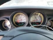 ✅ 2010 Dodge Challenger SE • VIN: 2B3CJ4DV3AH208430 • Lot: 67512574. Wystawiony na Copart z przebiegiem 125 759 mil. Bezpłatny archiwum sprzedaży aukcyjnych z USA i szczegółowy raport historii pojazdu na DreamBid. Zdjęcie 9.