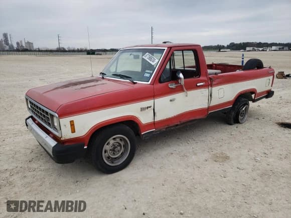 ✅ 1985 Ford Ranger S • VIN: 1FTCR10S0FUA07431 • Lot: 87198624. Wystawiony na Copart z przebiegiem 88 213 mil. Bezpłatny archiwum sprzedaży aukcyjnych z USA i szczegółowy raport historii pojazdu na DreamBid. Zdjęcie 1.