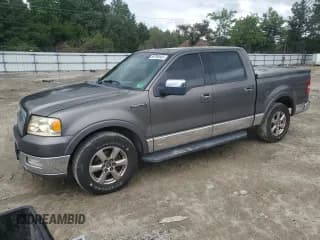 ✅ 2006 Lincoln Mark LT • VIN: 5LTPW16596FJ08139 • Lot: 59790545. Wystawiony na Copart z przebiegiem 186 105 mil. Bezpłatny archiwum sprzedaży aukcyjnych z USA i szczegółowy raport historii pojazdu na DreamBid. Zdjęcie 1.