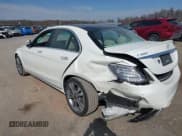 ✅ 2018 Mercedes-Benz C 300 • VIN: WDDWF4KBXJR345778 • Lot: 41842701. Wystawiony na IAAI z przebiegiem 68 232 mil. Bezpłatny archiwum sprzedaży aukcyjnych z USA i szczegółowy raport historii pojazdu na DreamBid. Zdjęcie 3.