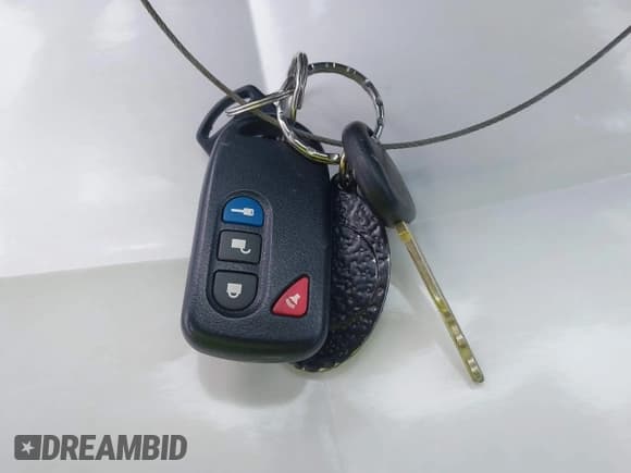 ✅ 2009 Kia Rondo LX • VIN: KNAFG528597267478 • Lot: 43776815. Listed on IAAI with 142,924 mi. Free auction sales archive from the USA and detailed vehicle history report at DreamBid. Image 11.