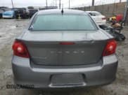 ✅ 2013 Dodge Avenger SE • VIN: 1C3CDZAB9DN664798 • Лот: 44167475. Опубликован ранее на Copart с пробегом 140 346 миль. Бесплатный доступ к архиву аукционных продаж из США и подробный отчёт об истории автомобиля на DreamBid. Изображение 6.