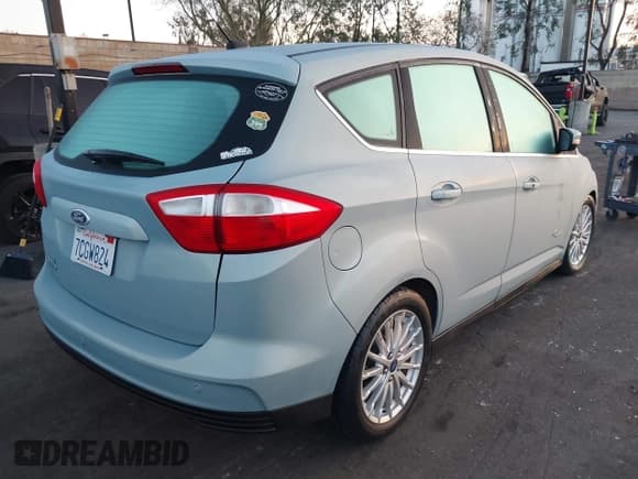 ✅ 2013 Ford C-Max SEL • VIN: 1FADP5CU1DL543778 • Lot: 43730987. Wystawiony na IAAI z przebiegiem 97 255 mil. Bezpłatny archiwum sprzedaży aukcyjnych z USA i szczegółowy raport historii pojazdu na DreamBid. Zdjęcie 4.