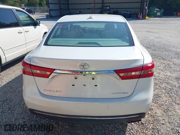 ✅ 2018 Toyota Avalon XLE • VIN: 4T1BK1EB3JU267951 • Lot: 43243588. Wystawiony na IAAI z przebiegiem 44 602 mil. Bezpłatny archiwum sprzedaży aukcyjnych z USA i szczegółowy raport historii pojazdu na DreamBid. Zdjęcie 16.