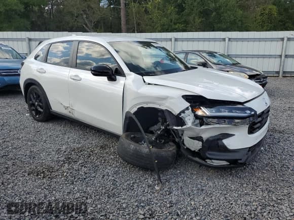 ✅ 2024 Honda HR-V Sport • VIN: 3CZRZ1H51RM741894 • Lot: 89686295. Listed on Copart with 17,153 mi. Free auction sales archive from the USA and detailed vehicle history report at DreamBid. Image 4.