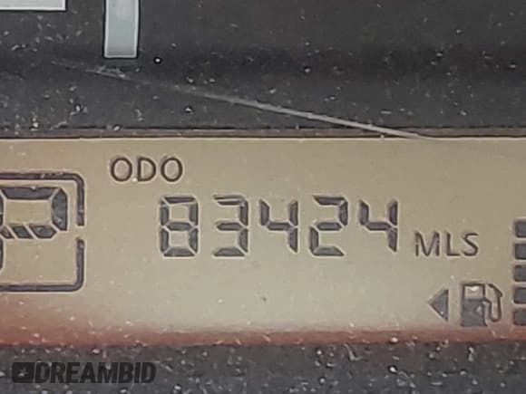 ✅ 2018 Nissan Versa SV • VIN: 3N1CN7AP5JL848658 • Лот: 42593125. Опубликован ранее на IAAI с пробегом 83 424 миль. Бесплатный доступ к архиву аукционных продаж из США и подробный отчёт об истории автомобиля на DreamBid. Изображение 15.