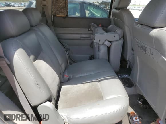 ✅ 2007 Dodge Durango Limited • VIN: 1D8HB58P97F551466 • Лот: 63528505. Опубликован ранее на Copart с пробегом 257 036 миль. Бесплатный доступ к архиву аукционных продаж из США и подробный отчёт об истории автомобиля на DreamBid. Изображение 10.