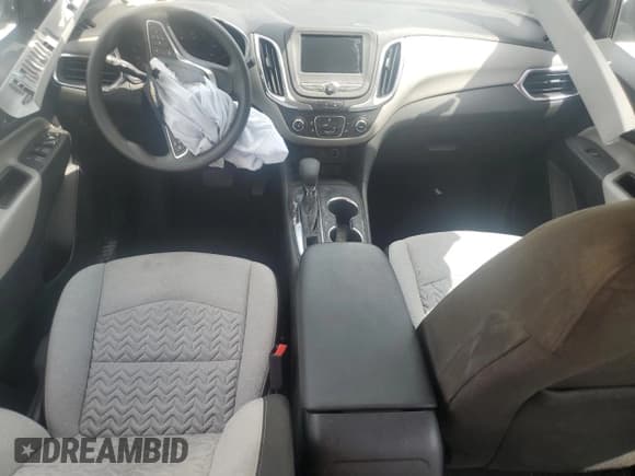 ✅ 2023 Chevrolet Equinox LS • VIN: 3GNAXHEGXPL223722 • Lot: 66177265. Wystawiony na Copart z przebiegiem 11 564 mil. Bezpłatny archiwum sprzedaży aukcyjnych z USA i szczegółowy raport historii pojazdu na DreamBid. Zdjęcie 8.