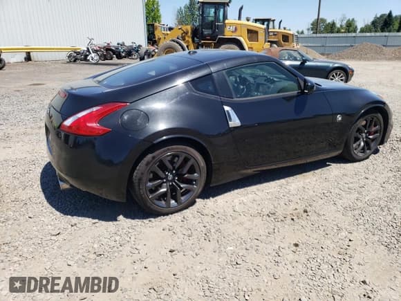 ✅ 2016 Nissan 370Z • VIN: JN1AZ4EH2GM934148 • Lot: 65052715. Wystawiony na Copart z przebiegiem 41 438 mil. Bezpłatny archiwum sprzedaży aukcyjnych z USA i szczegółowy raport historii pojazdu na DreamBid. Zdjęcie 3.