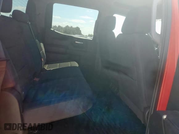 ✅ 2024 Chevrolet Silverado 1500 Custom • VIN: 1GCPABEK9RZ319214 • Лот: 81833495. Опубликован ранее на Copart с пробегом 13 187 миль. Бесплатный доступ к архиву аукционных продаж из США и подробный отчёт об истории автомобиля на DreamBid. Изображение 10.