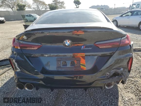 ✅ 2025 BMW M8 Competition • VIN: WBSGV0C04SCS46541 • Лот: 43554215. Опубликован ранее на Copart с пробегом Не указан. Бесплатный доступ к архиву аукционных продаж из США и подробный отчёт об истории автомобиля на DreamBid. Изображение 6.