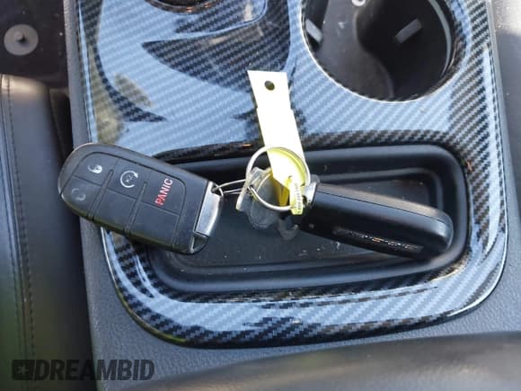 ✅ 2017 Dodge Durango GT • VIN: 1C4RDJDG3HC904928 • Lot: 43532693. Wystawiony na IAAI z przebiegiem 67 997 mil. Bezpłatny archiwum sprzedaży aukcyjnych z USA i szczegółowy raport historii pojazdu na DreamBid. Zdjęcie 11.